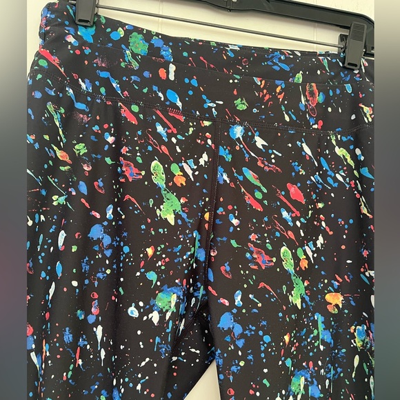 Fabletics Quinn Crop in Black Spectra Splash Paint Splatter Size XXL - Picture 5 of 11